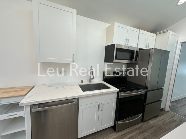 Foto del edificio - 521 Pleasant St