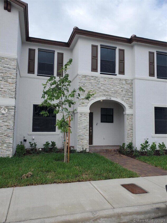 Primary Photo - 10158 SW 228th Terrace