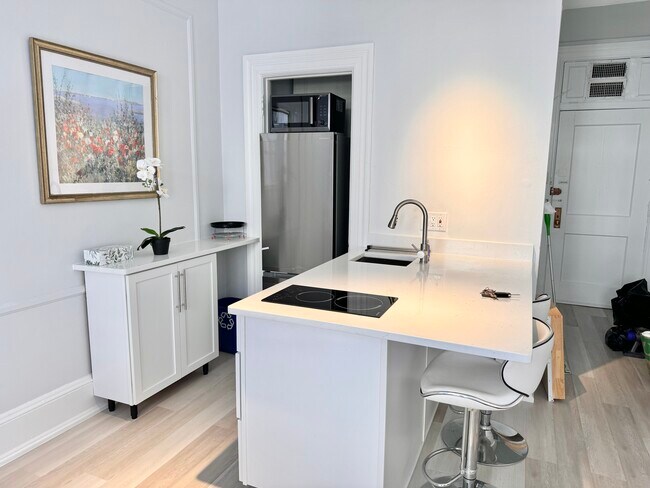Kitchen Area View 2 - 1324 Locust St