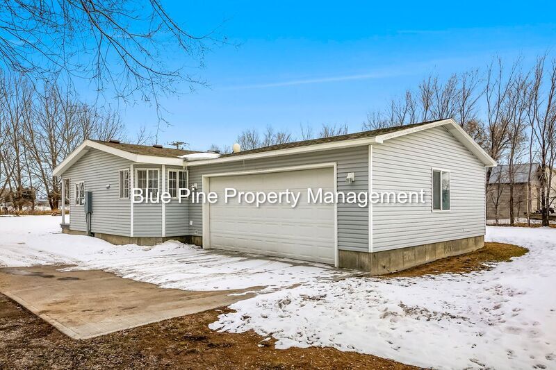 Primary Photo - 309 Clark Rd