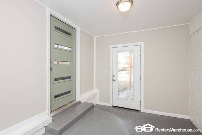Building Photo - Renovated 3bed 1bath home in The Village