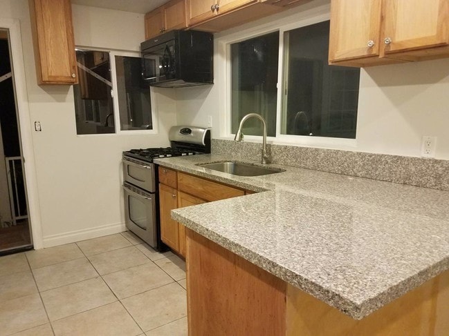 Building Photo - 2632 W Avenue 35
