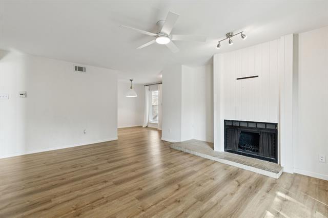 Foto del edificio - 8109 Skillman St