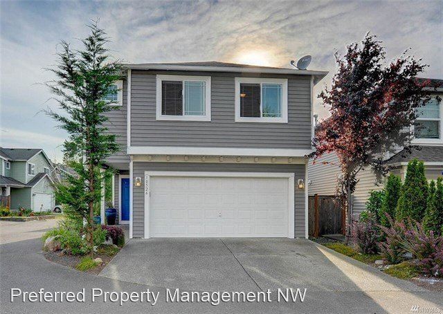 Primary Photo - 4 br, 2.5 bath House - 10526 6th PL W #5