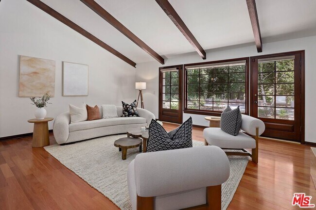 Foto del edificio - 3050 Arrowhead Dr