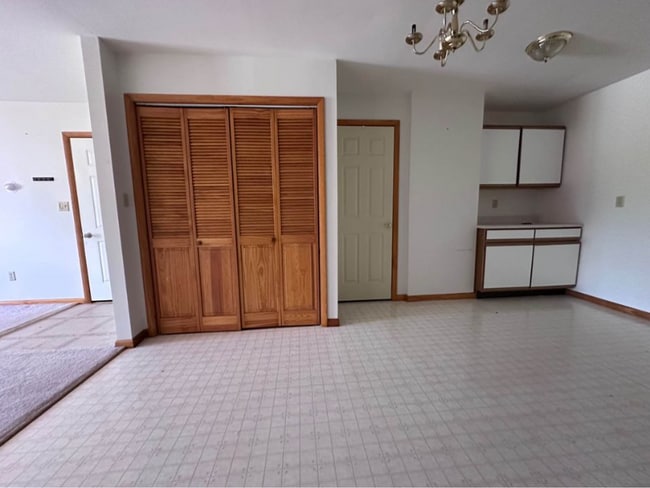 Building Photo - 699 NY-374