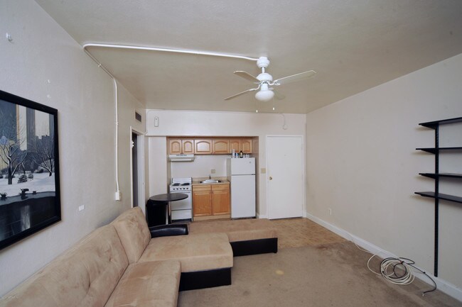 Building Photo - 311 W Ashley St