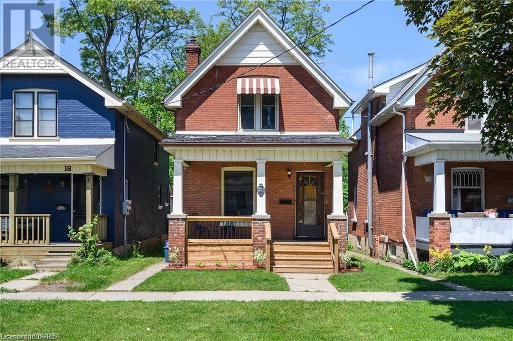 Primary Photo - 20 Wells Ave