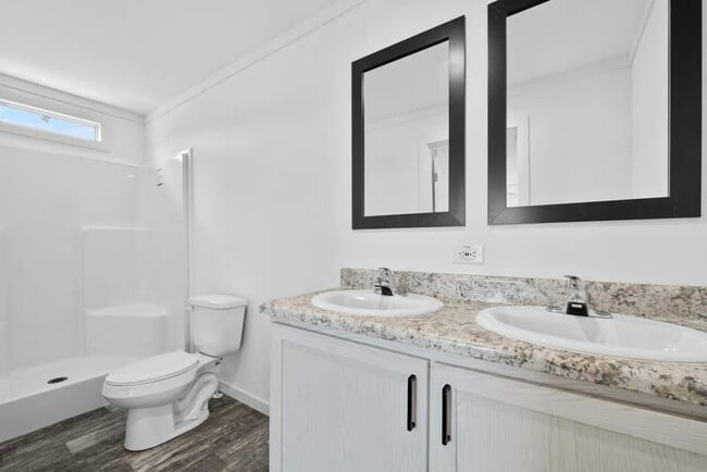 Foto del edificio - 16801 Oak Leaf Ct