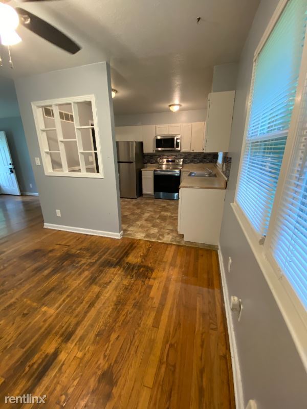 Building Photo - 3 br, 1 bath House - 8901 E 54th St