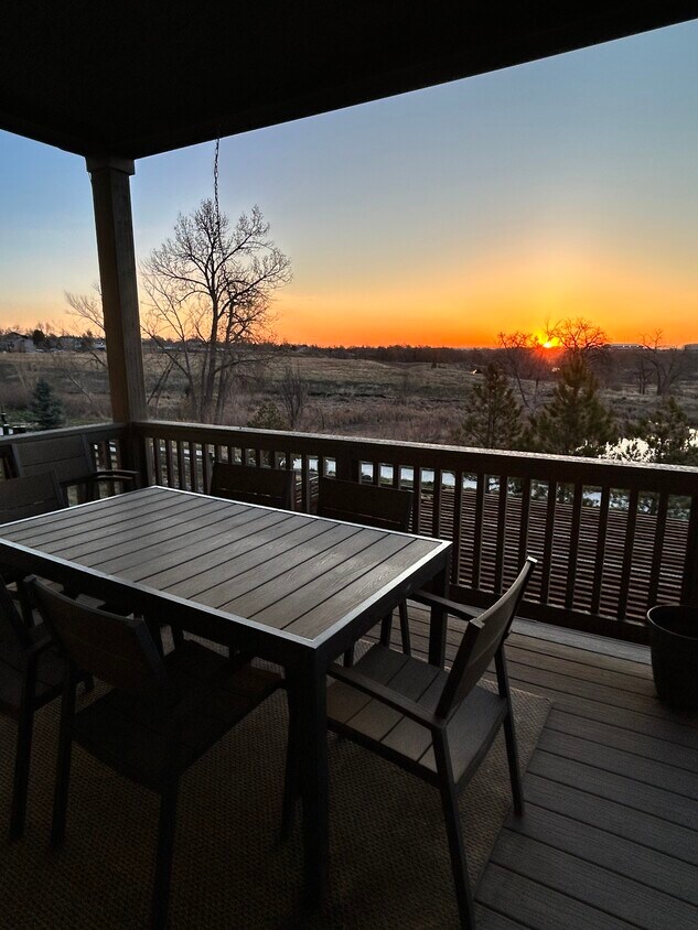 Back deck - 6680 Mariposa St