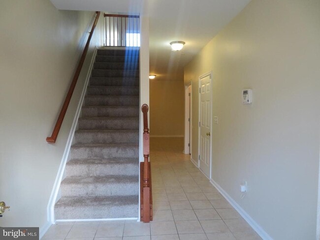 Building Photo - 3700 Bedford Dr