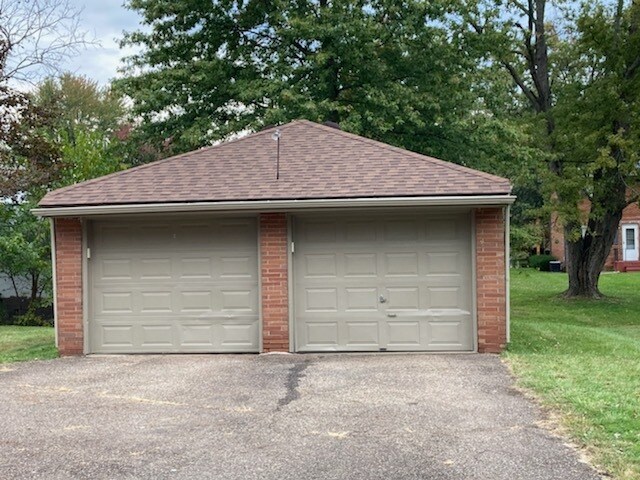 Foto del edificio - 2881 Chamberlain Rd