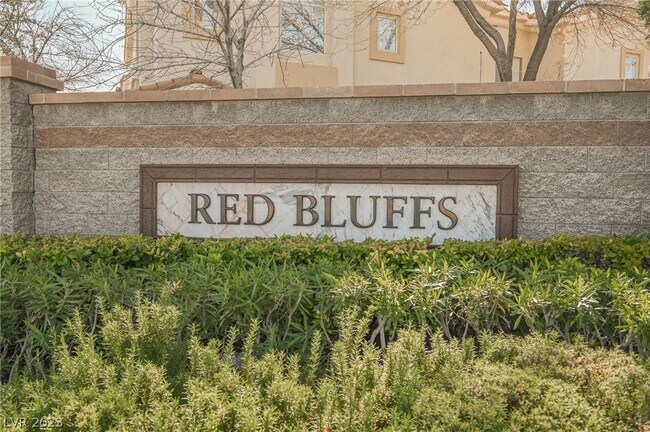 Building Photo - 1301 Red Gable Ln