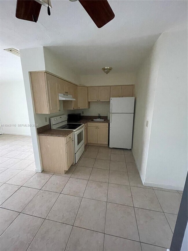 Foto del edificio - 5910 NE 18th Ave