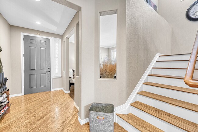 Building Photo - 4465 Cedarpoint Pl