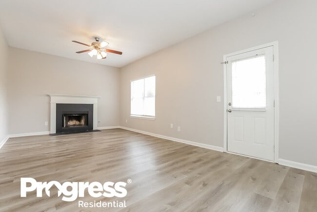 Building Photo - 5548 Glen Ridge Bend