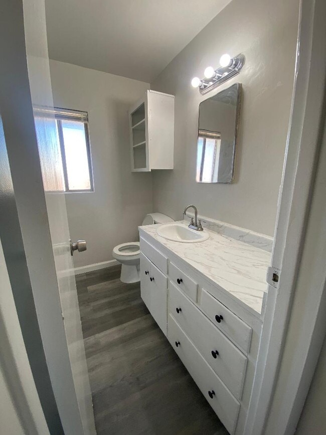 Building Photo - 2307 Verdugo Ln