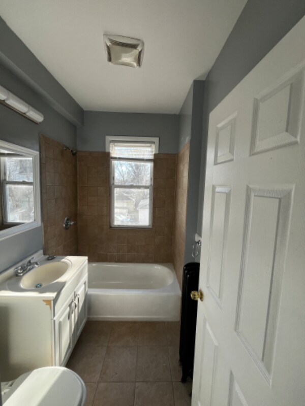 Building Photo - 57 Love Ln