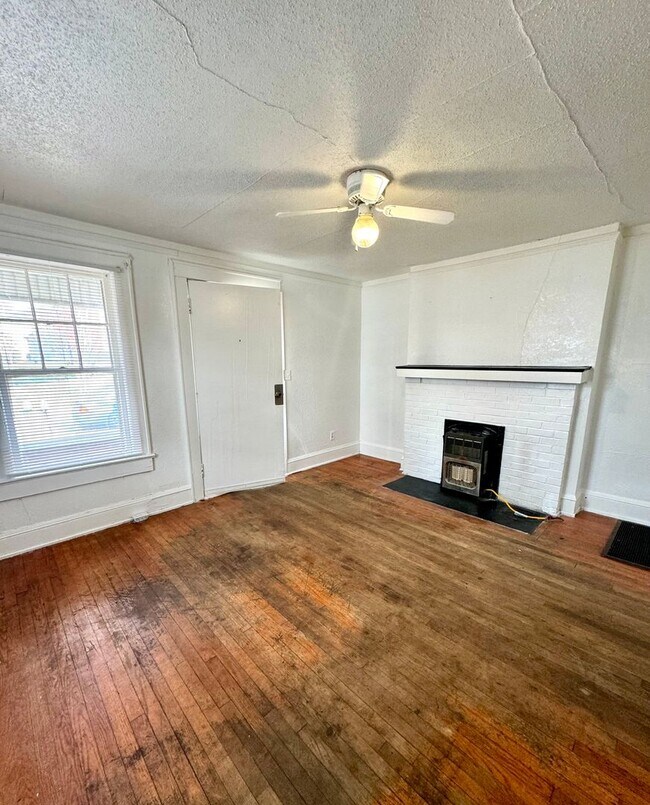 Foto del edificio - 116 E 20th St