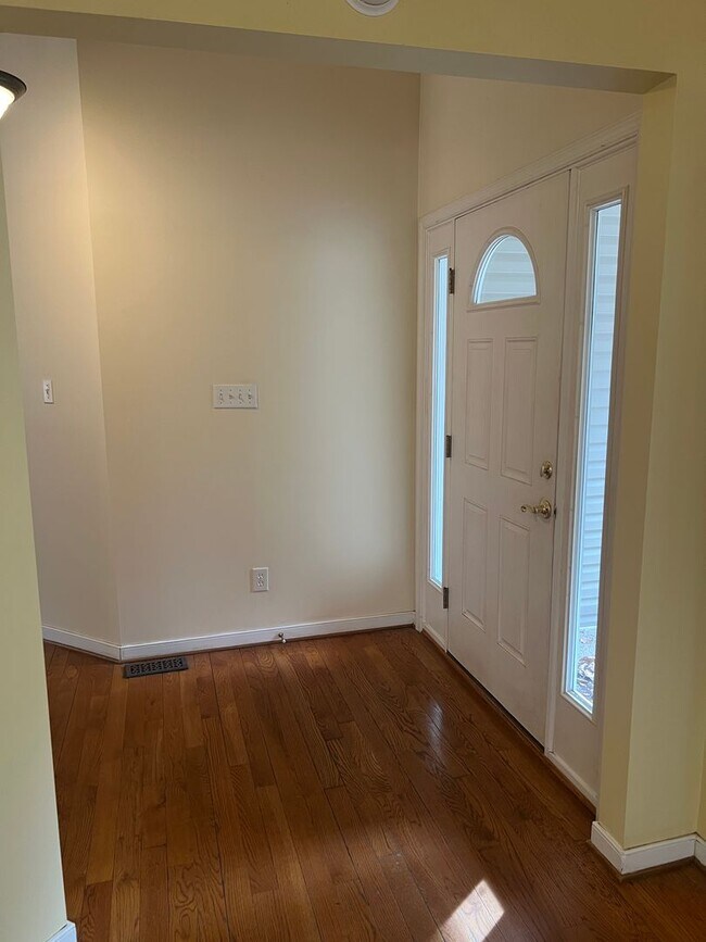 Foto del edificio - 12960 Moody Rd