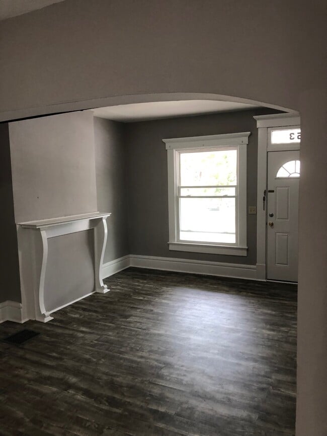 Foto del edificio - 53 E Patterson Ave