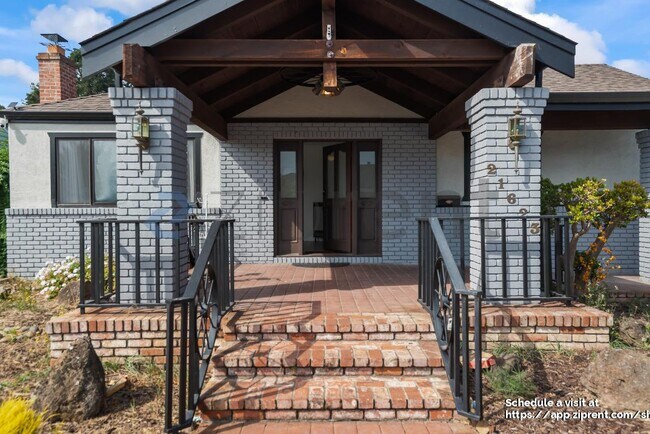 Building Photo - 21623 Baywood Ave