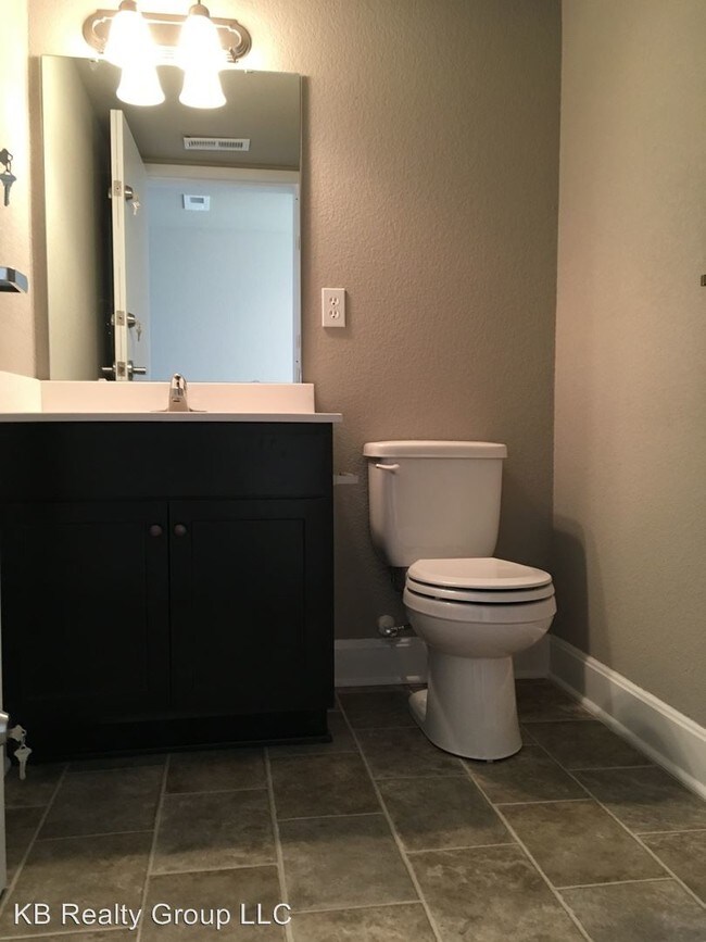Foto del edificio - 3 br, 2.5 bath House - 10820 Westover Rd