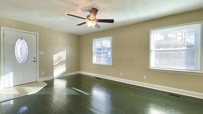 Building Photo - 3912 Davis St