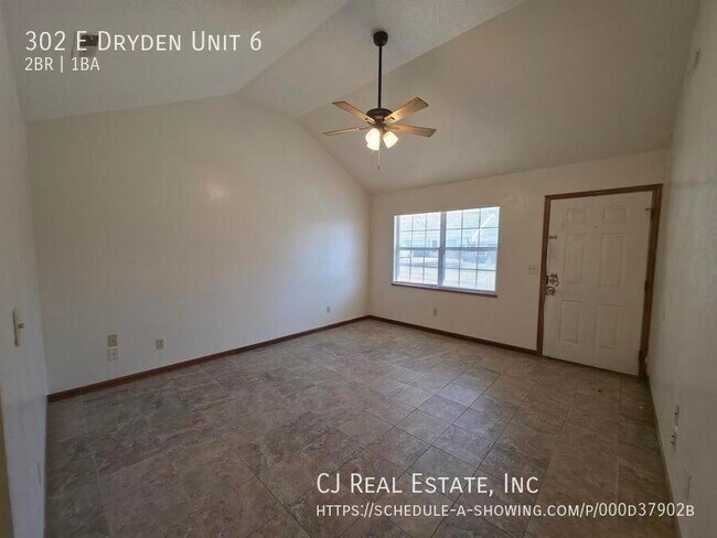 Foto del edificio - 302 E Dryden St