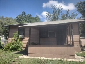 Building Photo - 3003 Venus St