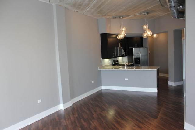 Building Photo - 3201 W Leland Ave