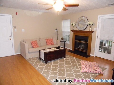 Foto del edificio - 6300 Bayberry Ct