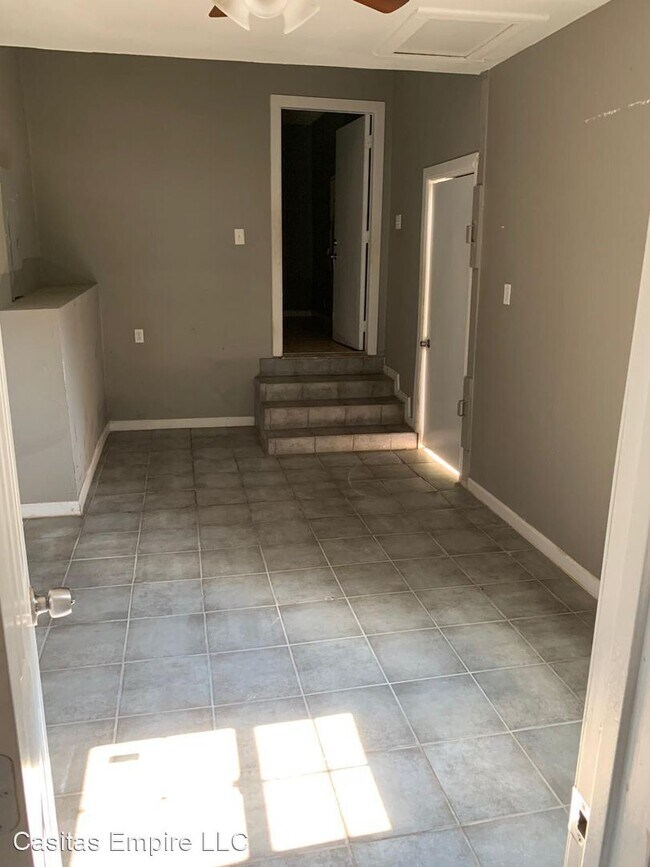 Building Photo - 1 br, 1 bath House - 7016 Narcissus St. Un...