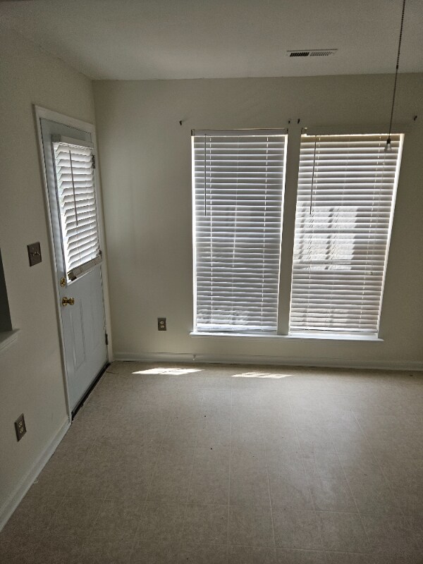 Foto del edificio - 4352 Bubbling Brook Ct