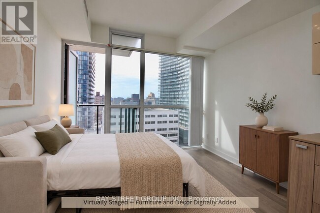 Photo du bâtiment - 290 Adelaide St W