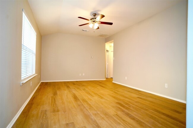 Foto del edificio - 9010 Grackle Run Ln