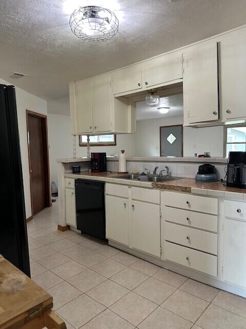 Building Photo - 3225 Kowis St