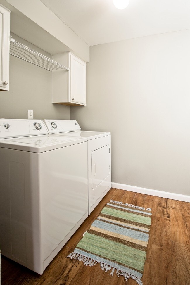 Auburn Heights Apartments Pontiac, MI