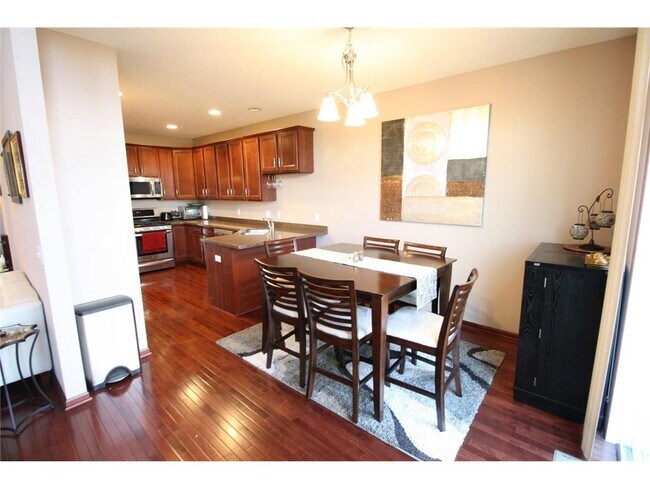 Foto del edificio - 15423 Junegrass Ln