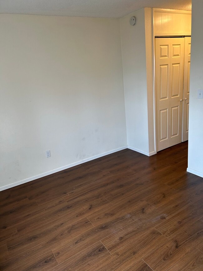 Building Photo - 509 Marine Ave