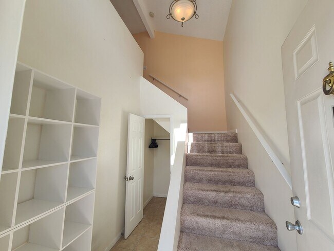Building Photo - 3245 40th Way S