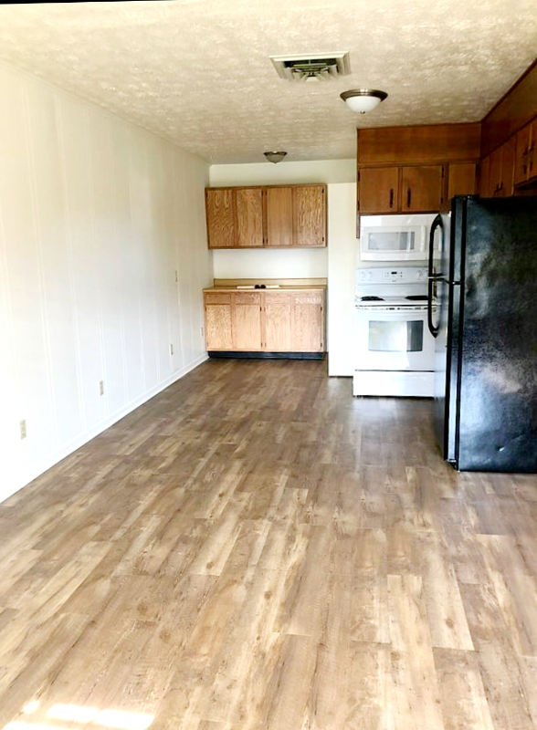 Building Photo - 210 Bolton Cir