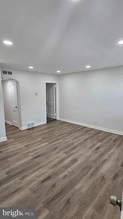 Foto del edificio - 523 E Tabor Rd