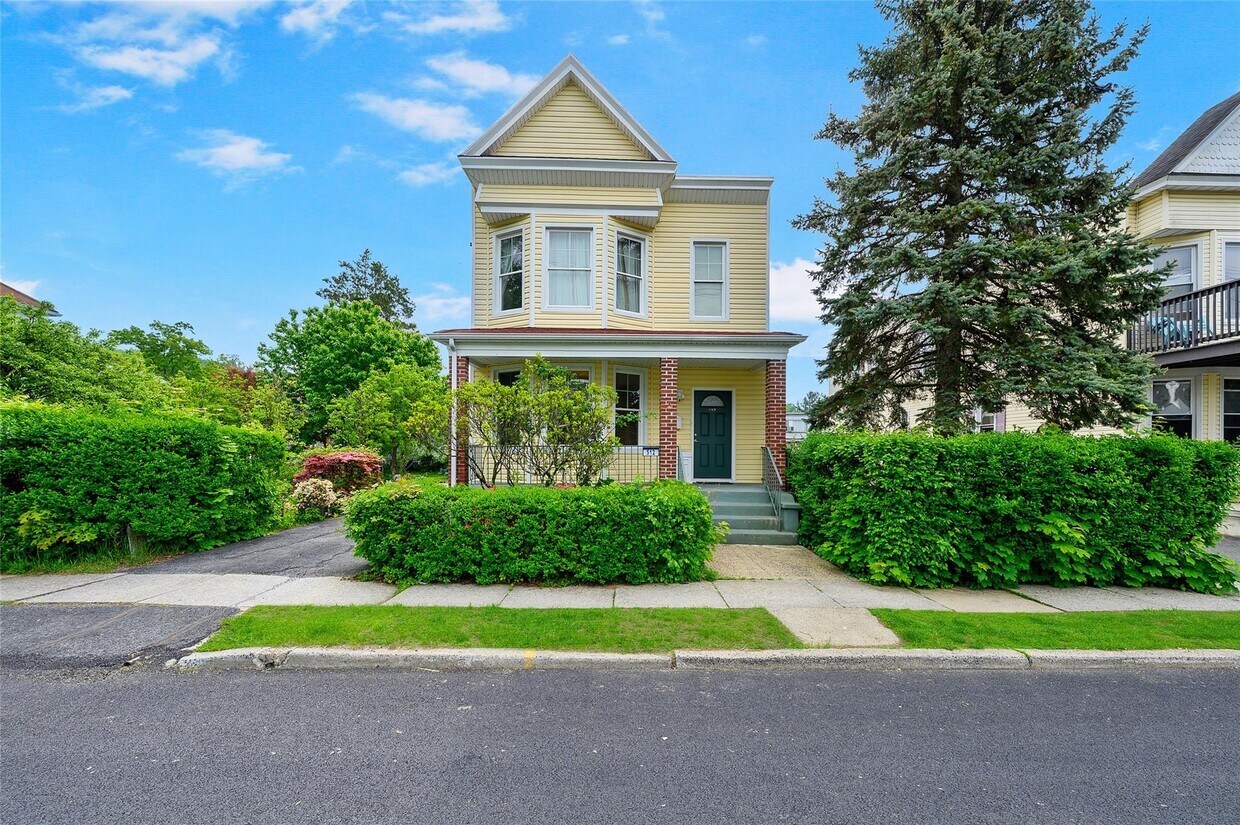Primary Photo - 512 Fourth Ave