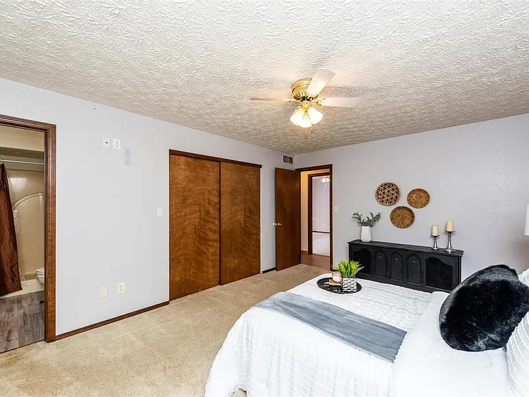 121 Echo Valley Dr, Collinsville, IL 62234 Townhome Rentals in