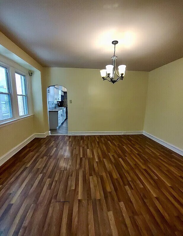 Foto del edificio - 6115 Carpenter St