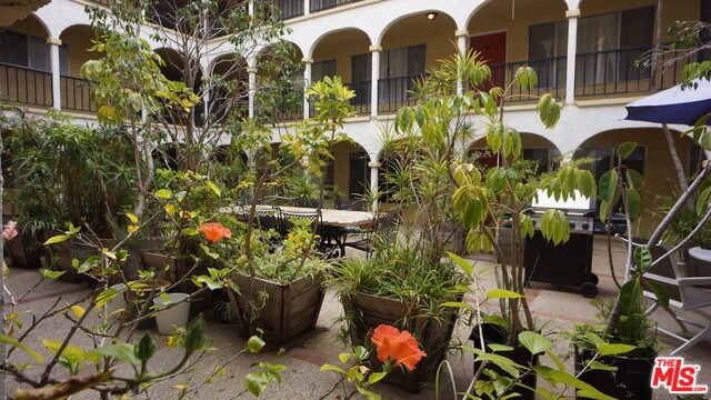 Foto del edificio - 1033 6th St