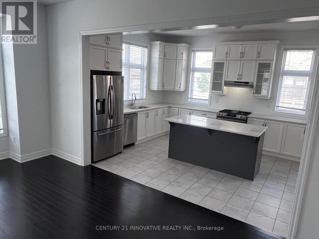 Building Photo - 498 Kennedy Cir