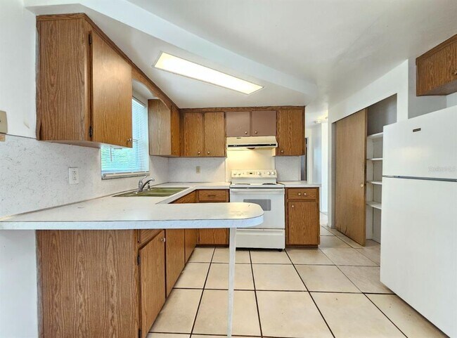 Foto del edificio - 1019 Maybury Dr